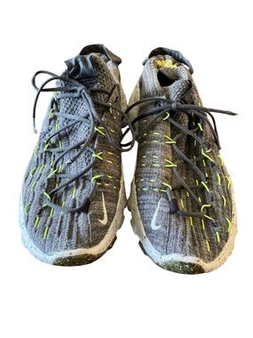 Nike Space Hippie 04 Grey Volt Sz 9.5 CZ6398-001 Recycled Flyknit Crater